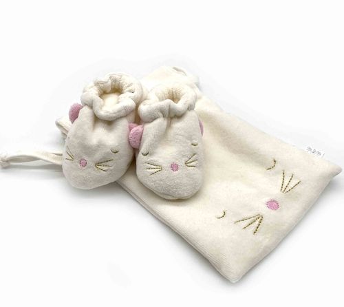 Socken Katze mit gestickter Tasche